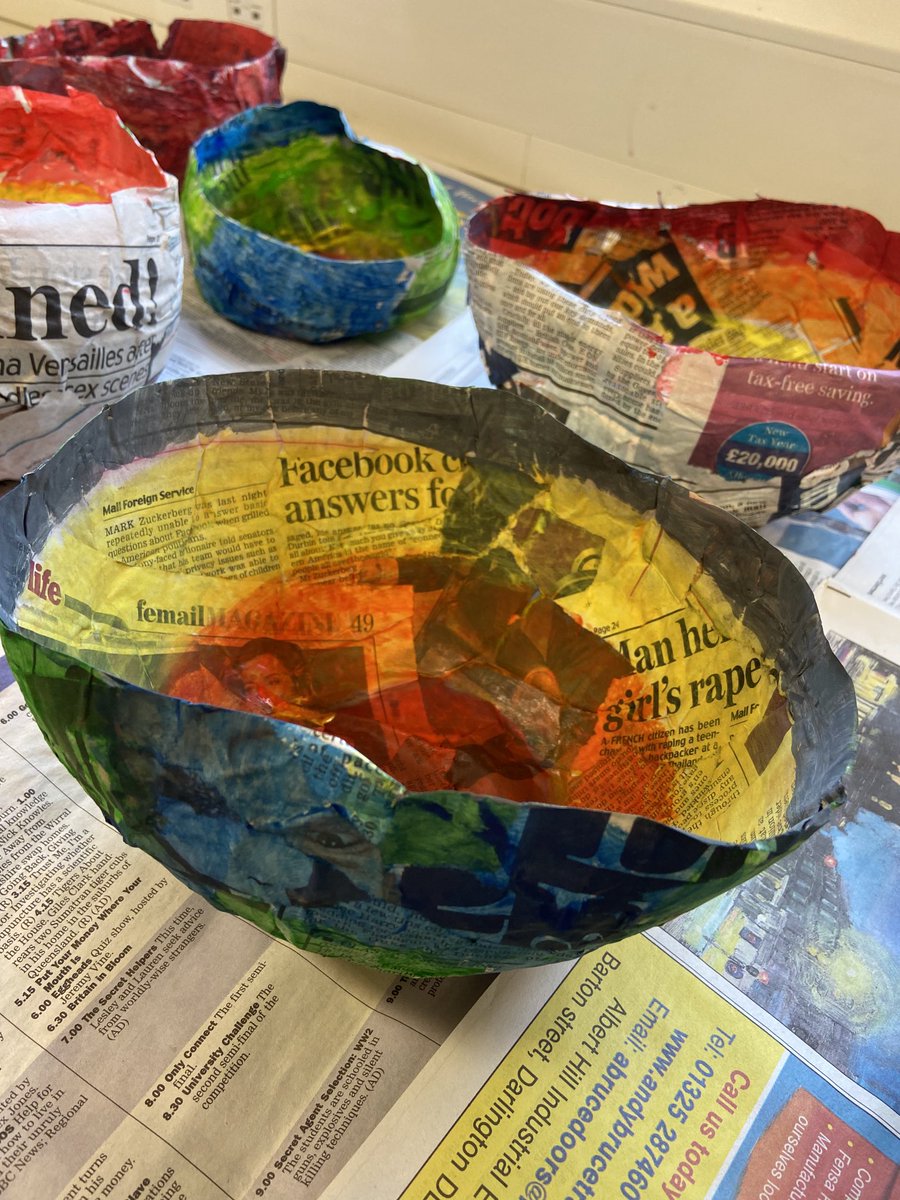 n_setterington's tweet image. From this &amp;gt;&amp;gt;&amp;gt; to this in 24 hours! 😍Structure of the Earth paper mâche models with Year 9! #sciencemodels #proud