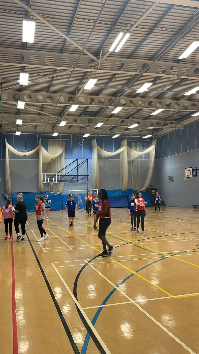 NetballSelby's tweet photo. Junior practise continues!! https://t.co/QVeNBBRYbY
