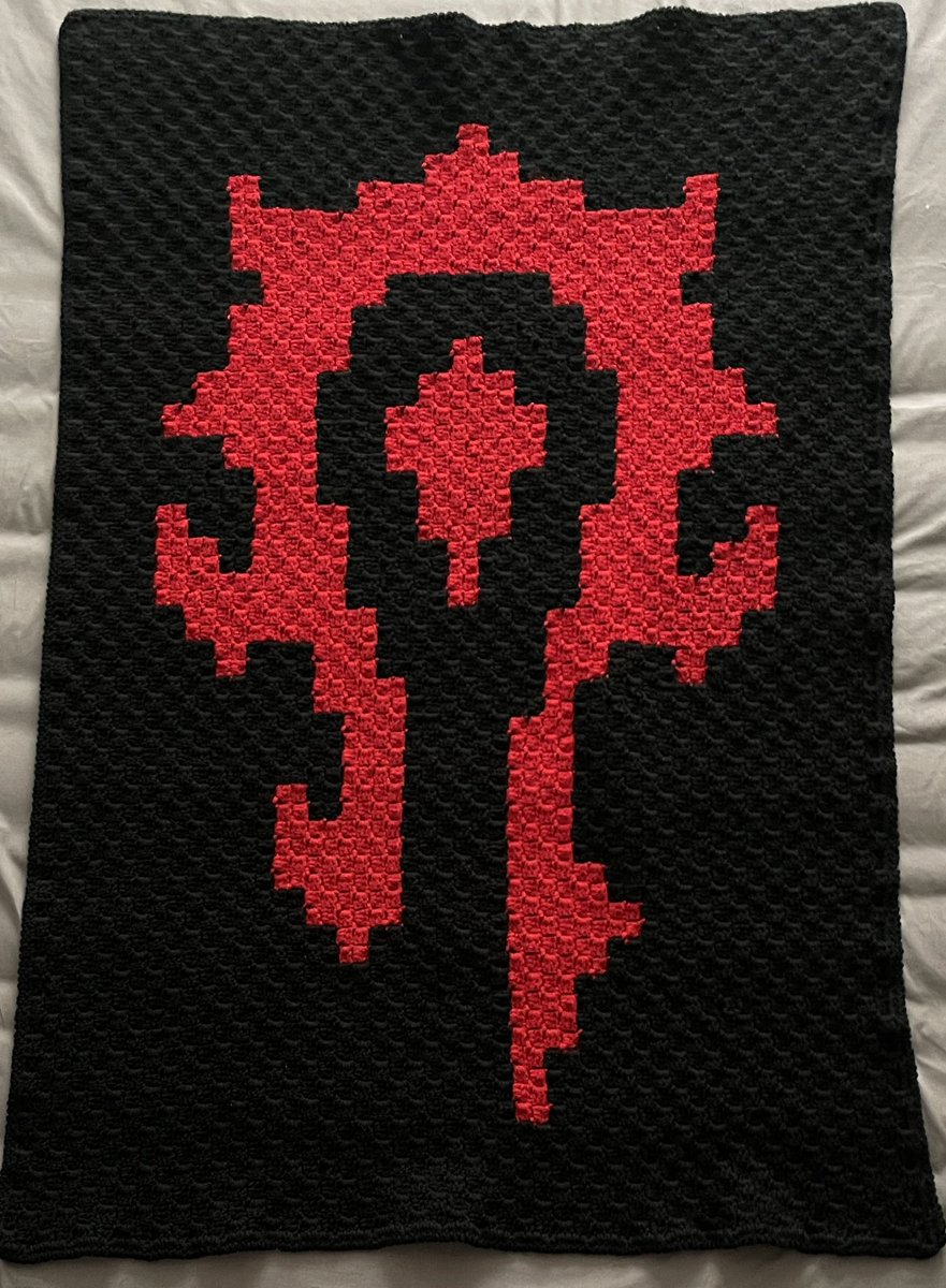 ChrysPopkoff's tweet photo. For the Horde! First commission! 🙏🏻 #WorldOfWarcraft #WoW #Horde #crochet https://t.co/qFCC8E5CfO