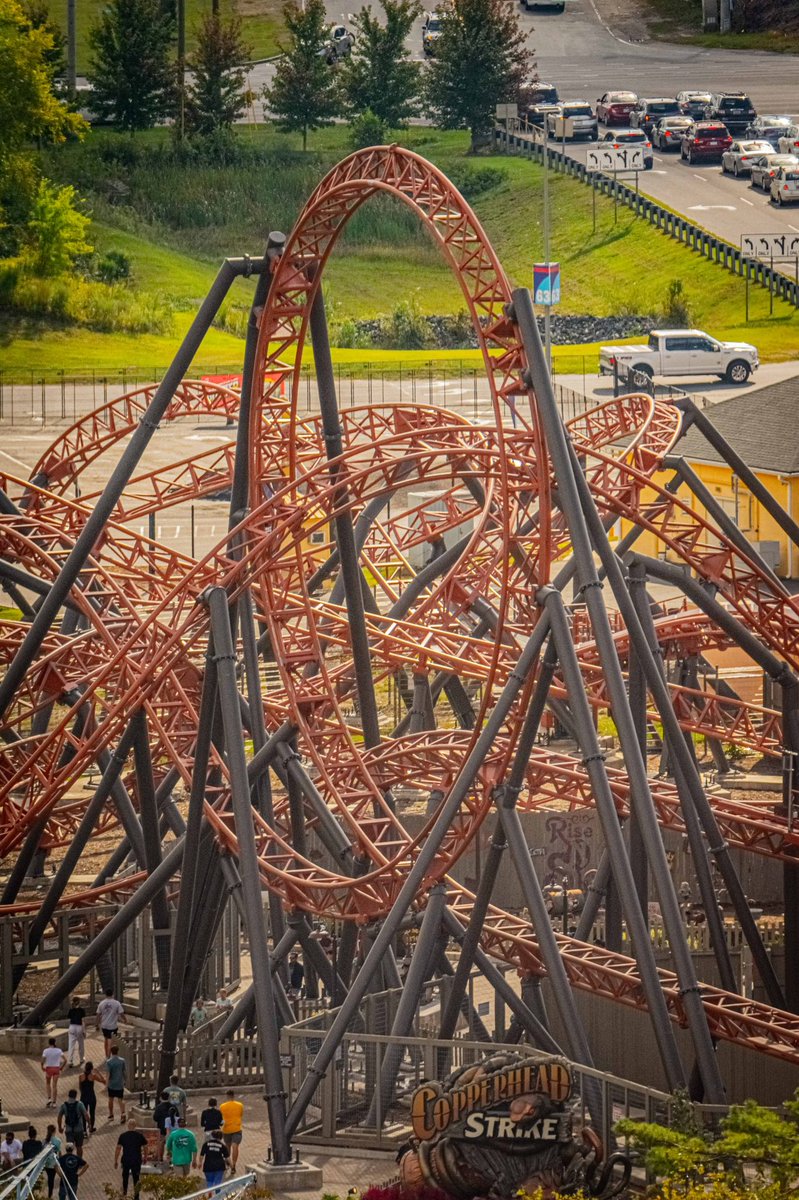 ThrillingMoment's tweet photo. 🎶Just another Trainless Tuesday🎶 

🎢 - Copperhead Strike @Carowinds https://t.co/AF1uztPGpf