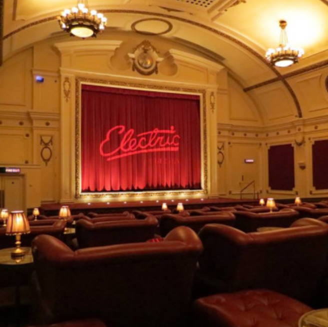 Comment below with your favourite theatre in London!
~
#theatre #favourites #allthingslondon