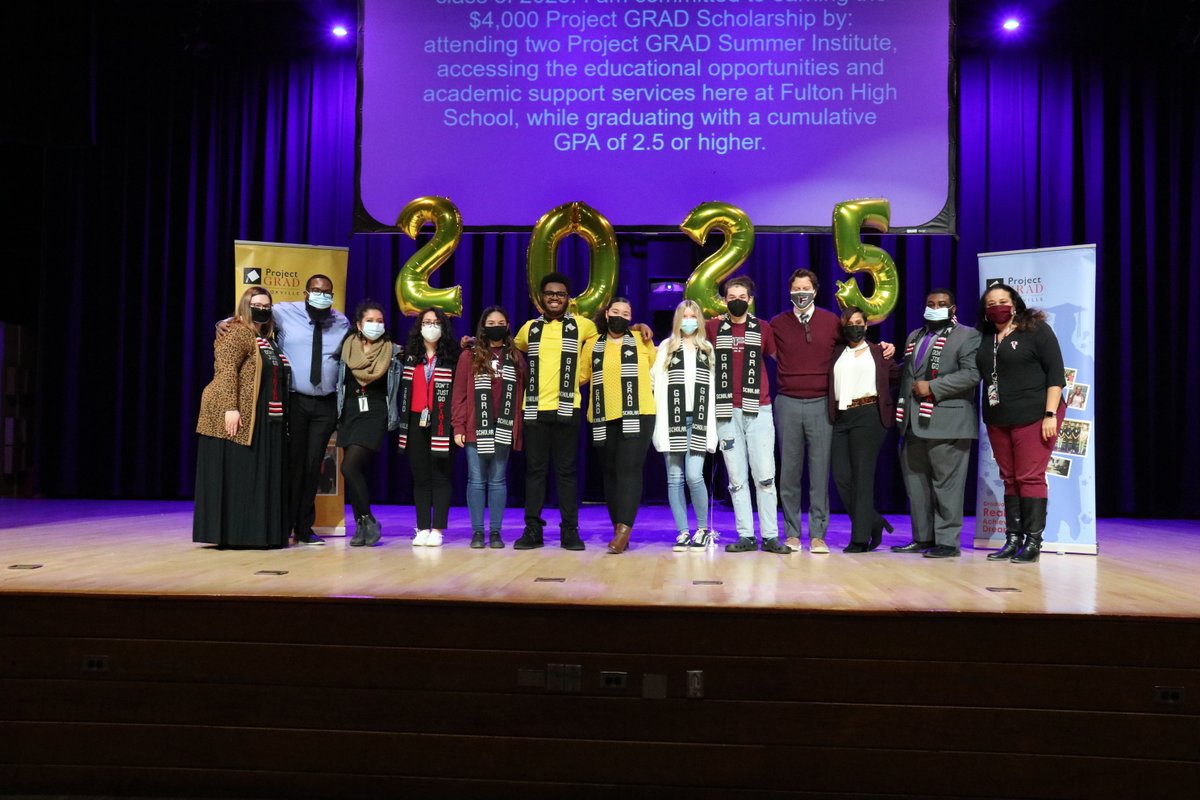 educateknox's tweet photo. I Will GRADuate 2025! 

On February 10th,  the Class of 2025 Scholars was challenged by the Class of 2022 Scholars to become the first class ever to achieve a 100% postsecondary graduation rate! https://t.co/mLQwBU6PCi