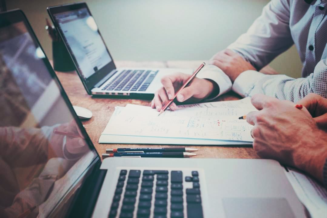 📱REDES SOCIAIS.

🌐Queres que o teu negocio chegue á rede❓

✍️Queres que a túa empresa conecte cos teus clientes❓

👉Contacta con nós e infórmate do noso servizo de redes sociais para PEMES.
#grupoxuntos #empresa #deporte #pemes #redessociais #marketing #inglés #persoalización