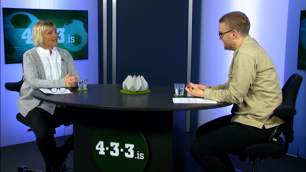 20:00 í kvöld á Hringbraut. Vanda Sigurgeirsdóttir formaður KSÍ um framboðið og þá baráttu sem er í gangi um stólinn. Hvað vilja félögin í landinu? Laugardalsvöllur og margt fleira. Ekki missa því