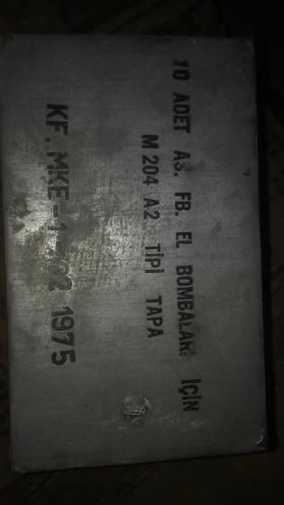 Case of ten Turkish made MKE-1 fragmentation grenades, produced in 1975 by MKEK, offered for sale on the Syrian market.