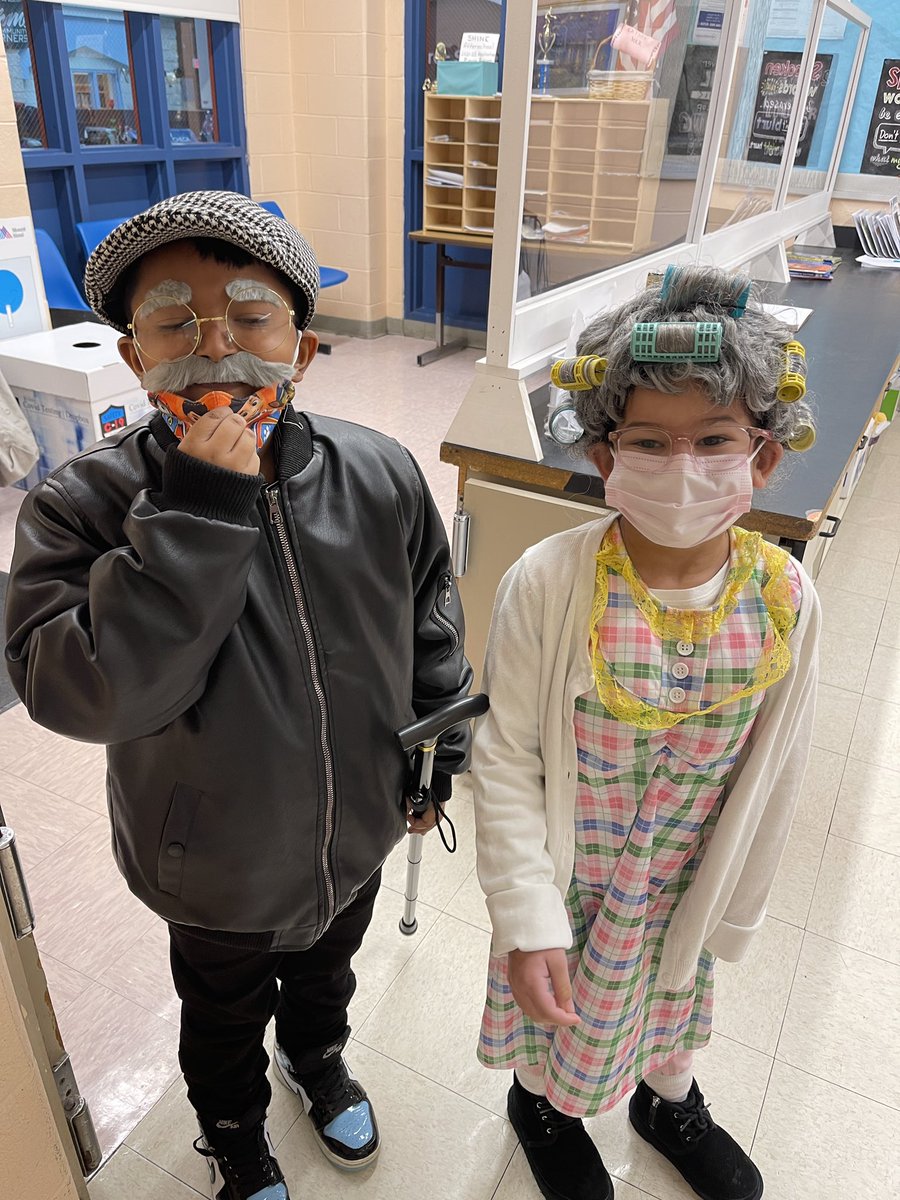 Hostos MicroSociety tweet media