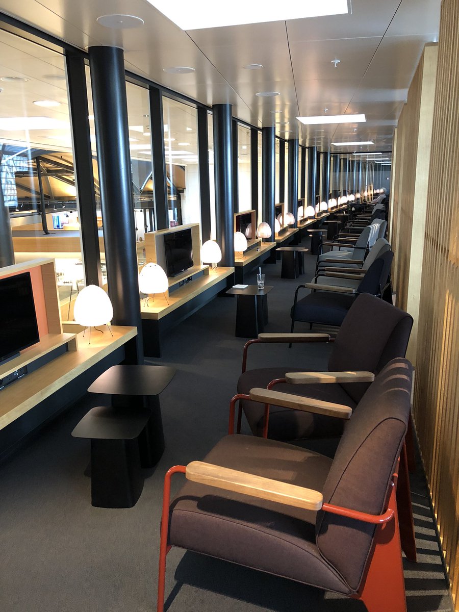 HofmannAviation's tweet photo. My working and meeting place @zrh_airport this afternoon in the @FlySWISS #SenatorLounge https://t.co/Gq2X9TNPTz