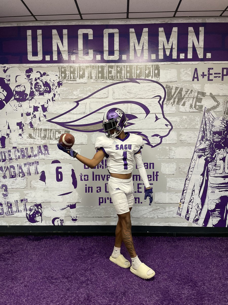 jodyjo04's tweet photo. Had a great visit yesterday @SAGU_Football Thank you to @kinchen_donald &amp; @freezysmalls for the hospitality! #UNCOMMN 💜🖤🤞🏽 https://t.co/E2mk8RtQeJ