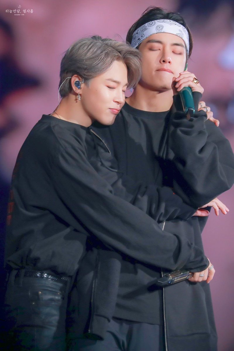beanoutwork's tweet photo. Get well soon babie ah 🥺💪💪💪 #GetwellsoonTaehyung https://t.co/l0c8DwcSYh