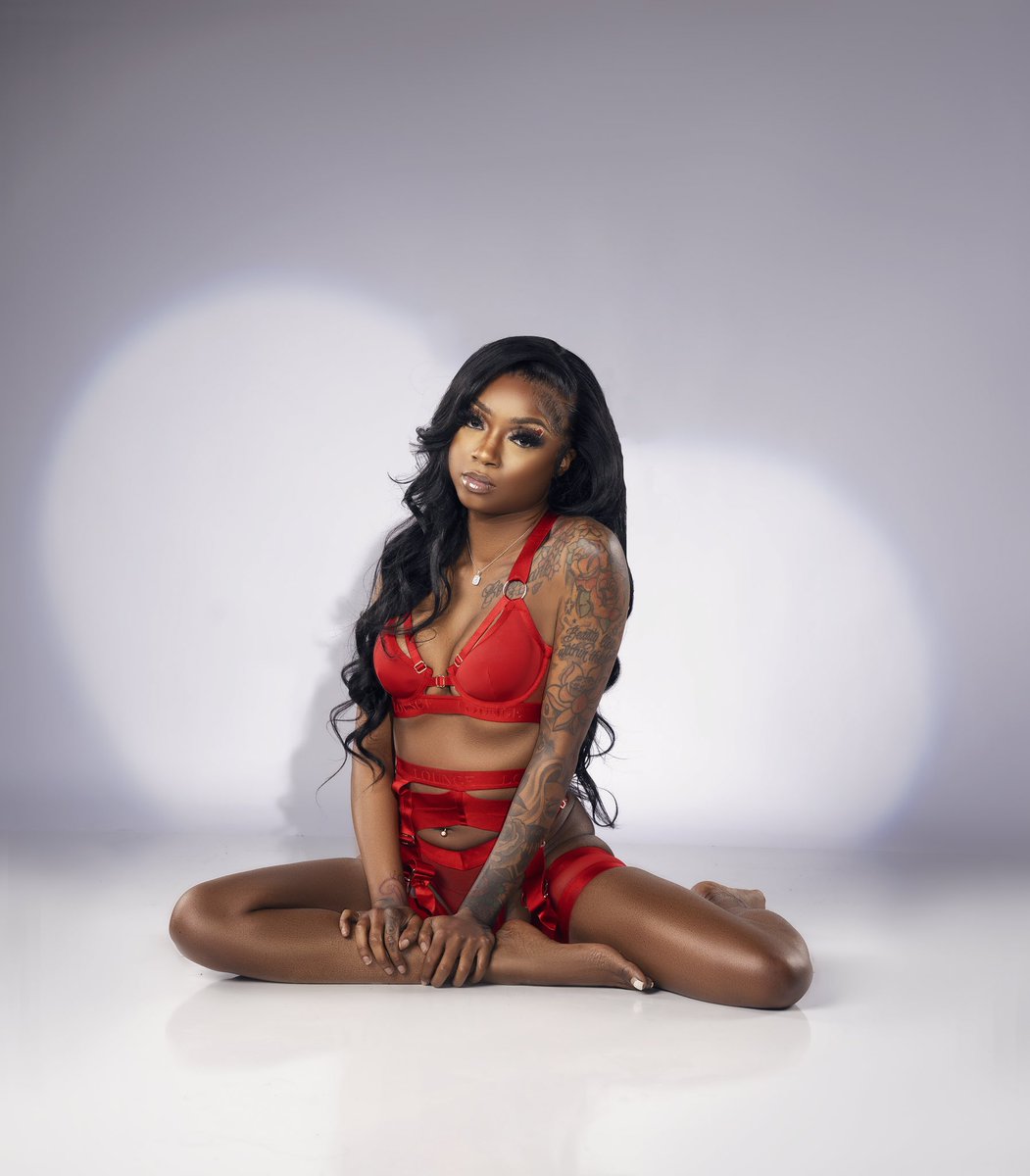 Rainndroppp's tweet photo. Self love is the best love π
Your Fav Photog ππΎββοΈ
IG: Shycooleyphotography π₯
#AAMU #UNA22 #UAB #UA #UAH https://t.co/cJbI04PeKk