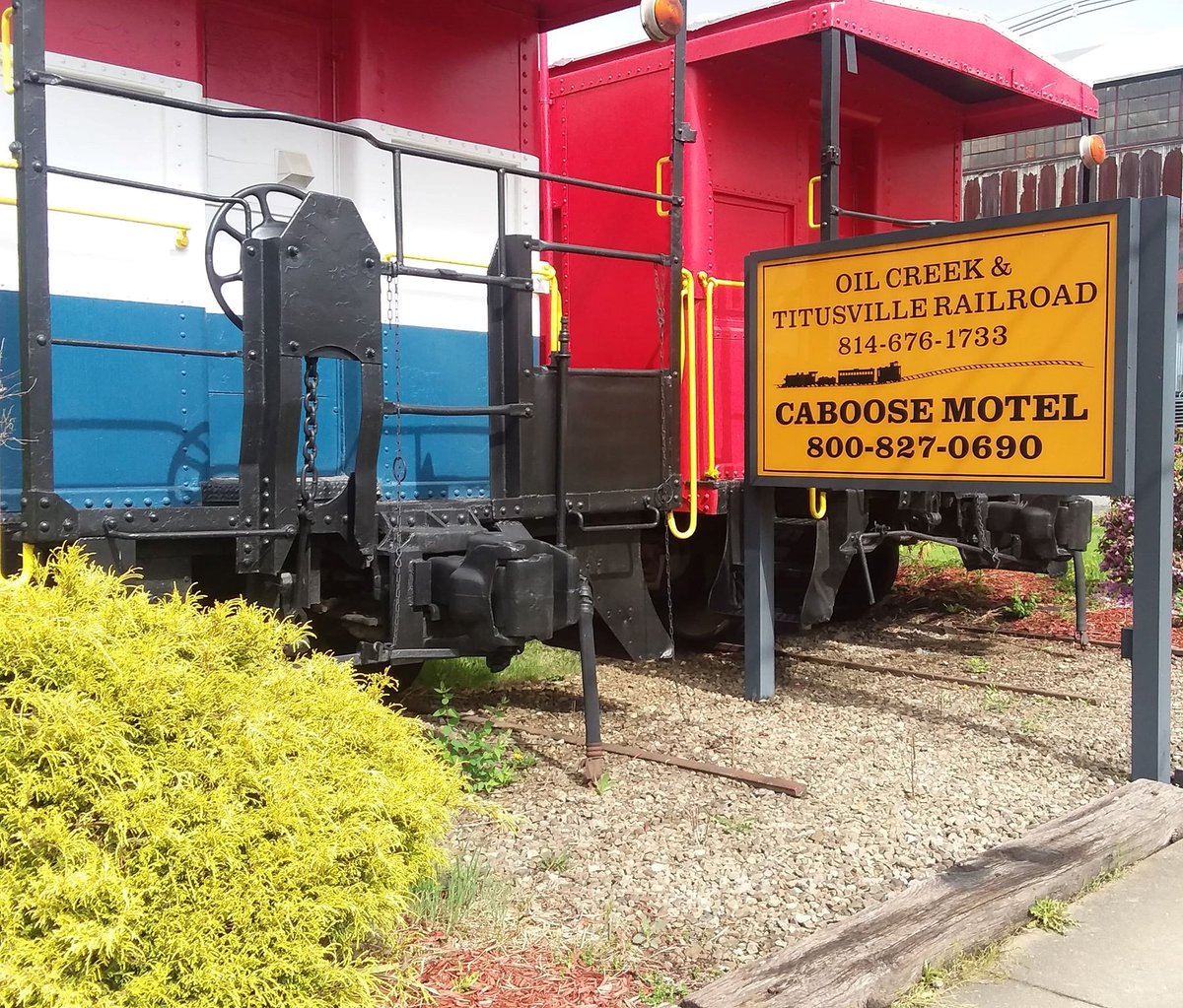 OCandT's tweet photo. Check out the #CabooseMotel located next to our station. https://t.co/yCBPxd3az0 With just 21 #Cabooses they book up quickly. 814-827-5730 #familyfun #familytravel #trains #railfan #railroad #caboose https://t.co/xr6qZXA6jn