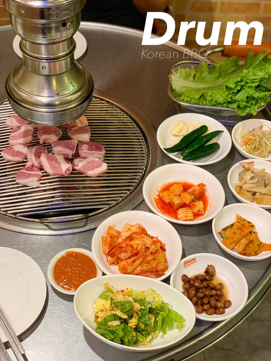 whatdoueattoday's tweet photo. ร้านนี้คือเกาหลีเกาใจมาก🇰🇷🥓🥢 อร่อยมันทุกอย่างทั้งสามชั้นย่างเกรียมๆ หมูบูลโกกินุ่มๆ ละชอบที่เครื่องเคียงเค้าโคตรเยอะ💖 ละอร่อยทุกอย่างด้วยนะ กิมจิก็ไม่เปรี้ยวโดดเกิน ถั่วซอสหวานนี่โคตรเพลิน พาจอนก็อร่อยยย(ต่อ)
📍Drum BBQ | ซ.รัชดา 14
@aroii @ReviewAroii #อร่อยบอกต่อ https://t.co/w59AJF5YHu