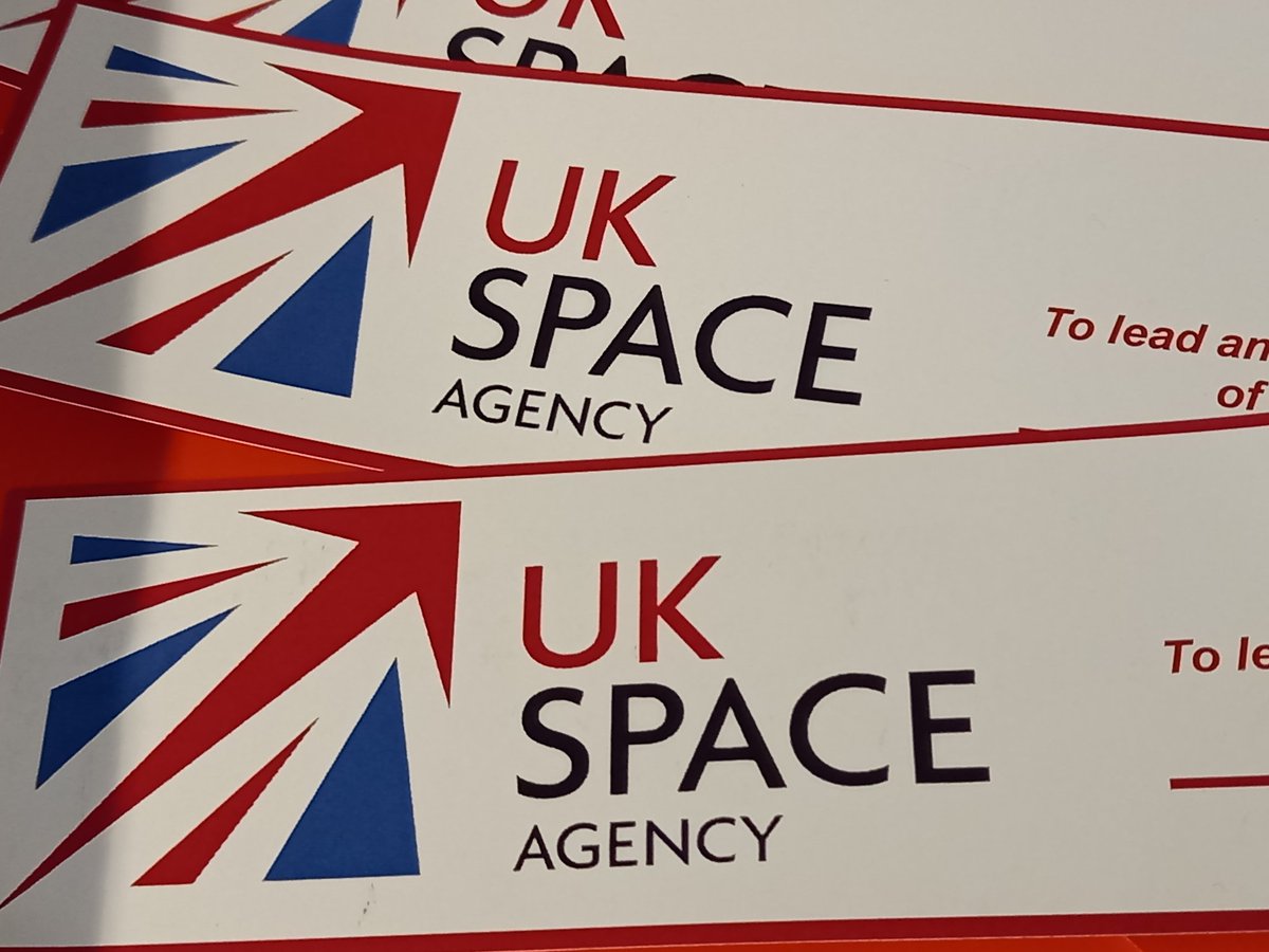 pack_steam's tweet photo. Many thanks to @Victrix75 @VixenEventsUK for the amazing ESA #Rosetta stickers, I.O.P gonks and UK Space bookmarks, these have all gone into the next #STEAMPack πππ #STEM #Space #Careers https://t.co/F3o6AOHUG3