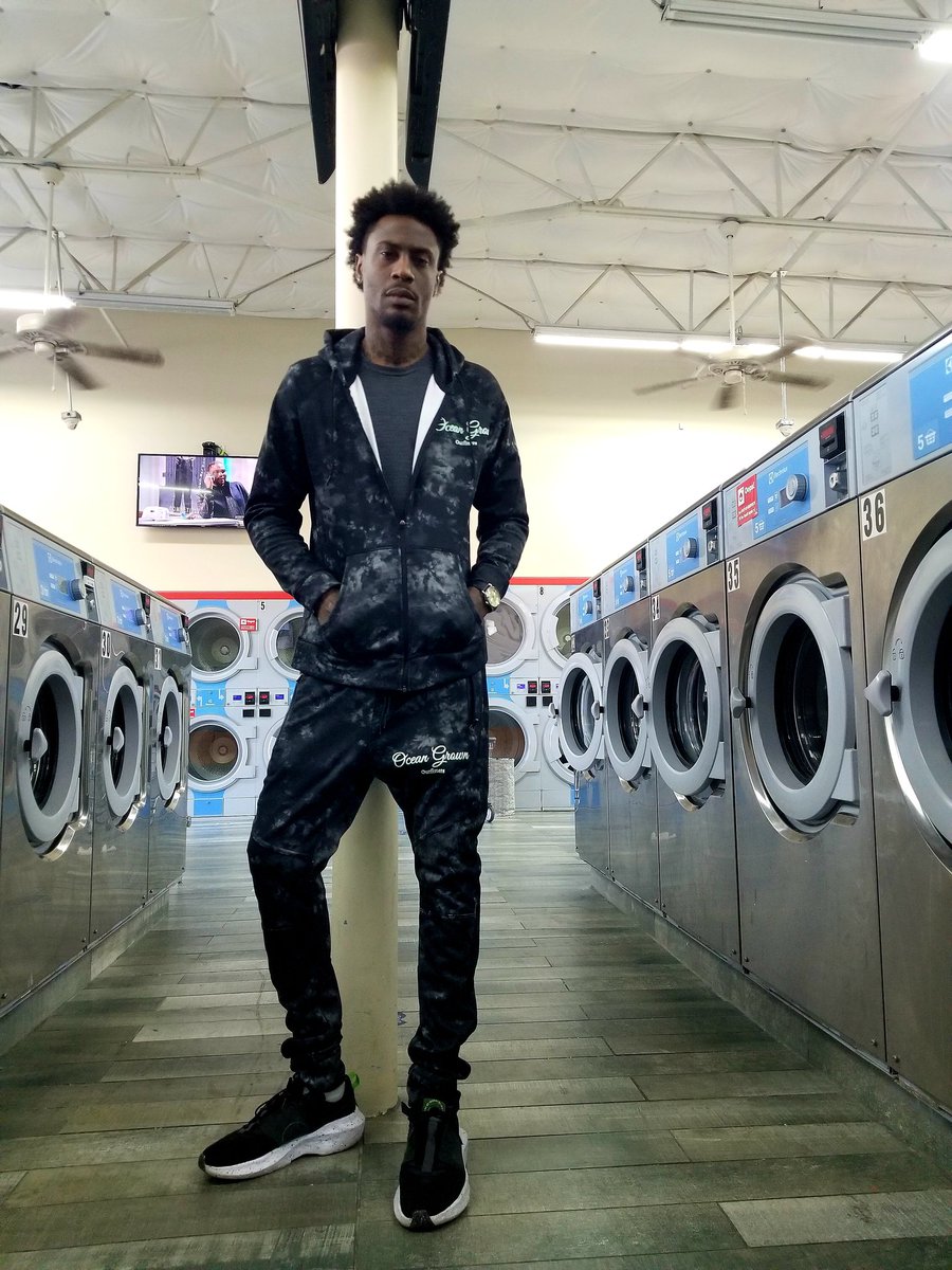 OGOutfitter's tweet photo. Track suits available https://t.co/EYfhdgUXSi