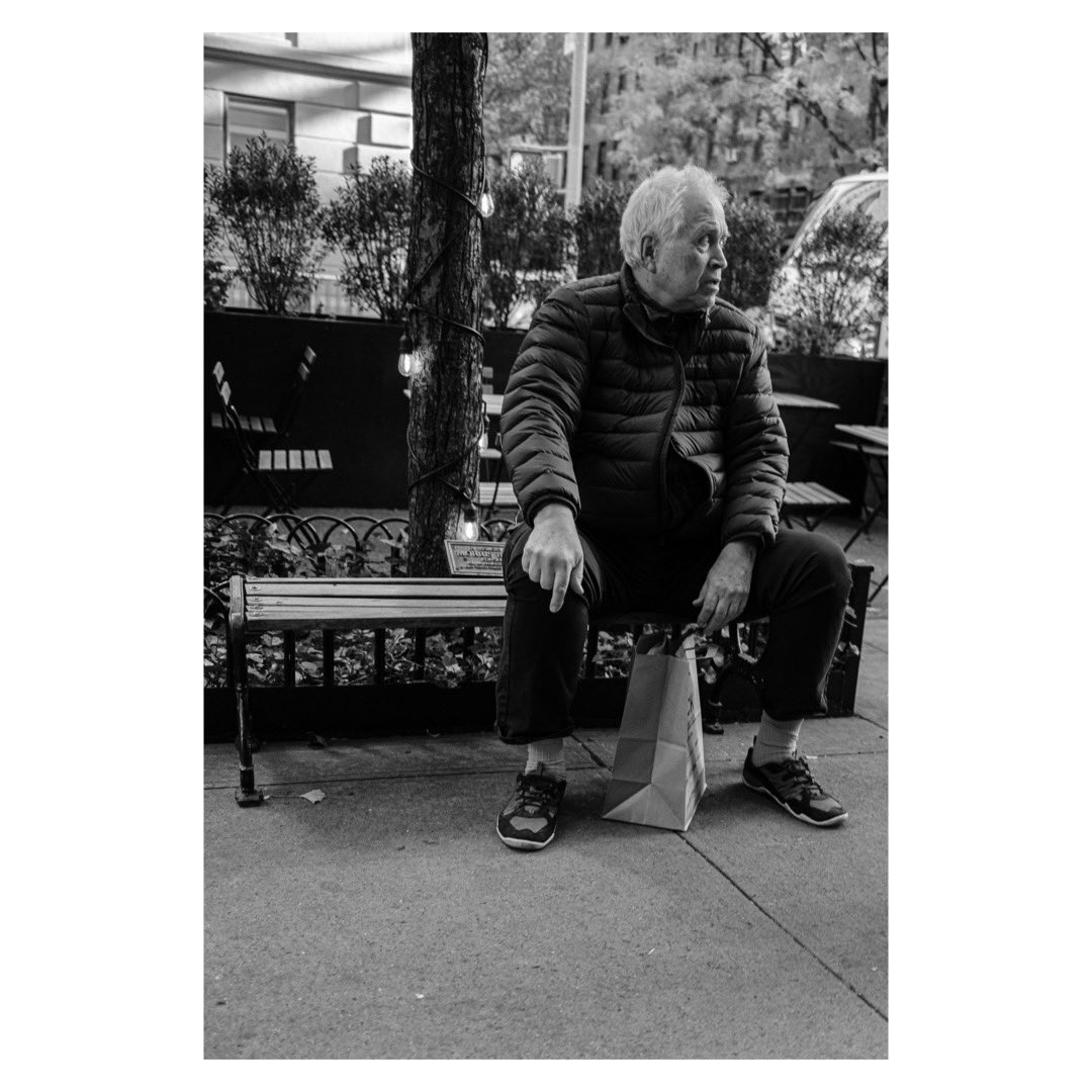Resting

- Fujifilm X100V
- Fujinon 23mm (35mm) F2.0, 1/400
- ISO 1000

#photography #streetphotography #fujifilm