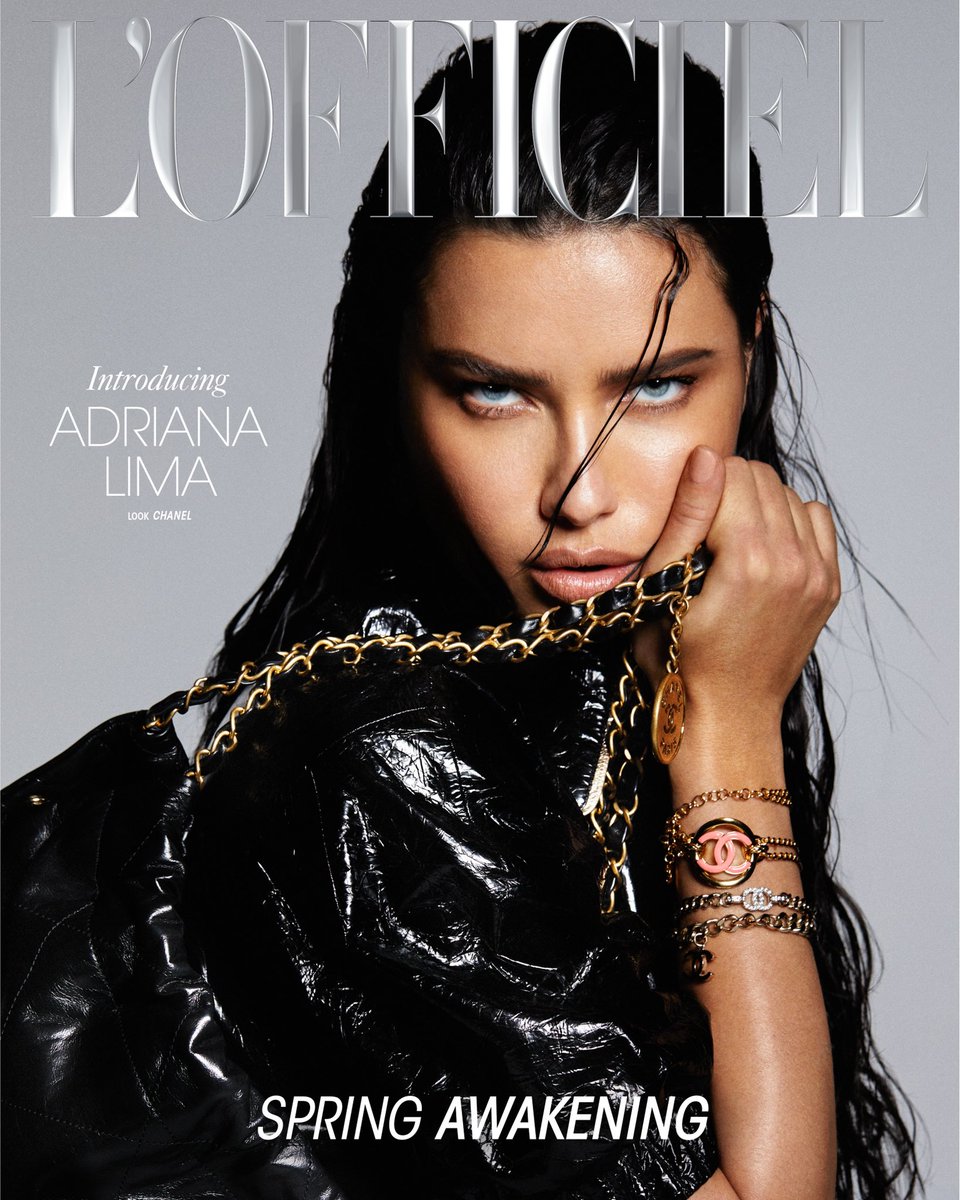 LOfficielItalia's tweet photo. #AdrianaLima is our new cover girl! The #supermodel is celebrating 25 years in fashion! Tap to read @AdrianaLima in conversation with @annasui
https://t.co/yPnzaSr5pL
Photography by #marcuscooper
Styling by #lucafalcioni
Text by @caroline_grosso
Cover look by @CHANEL https://t.co/KjQVyrv3dc