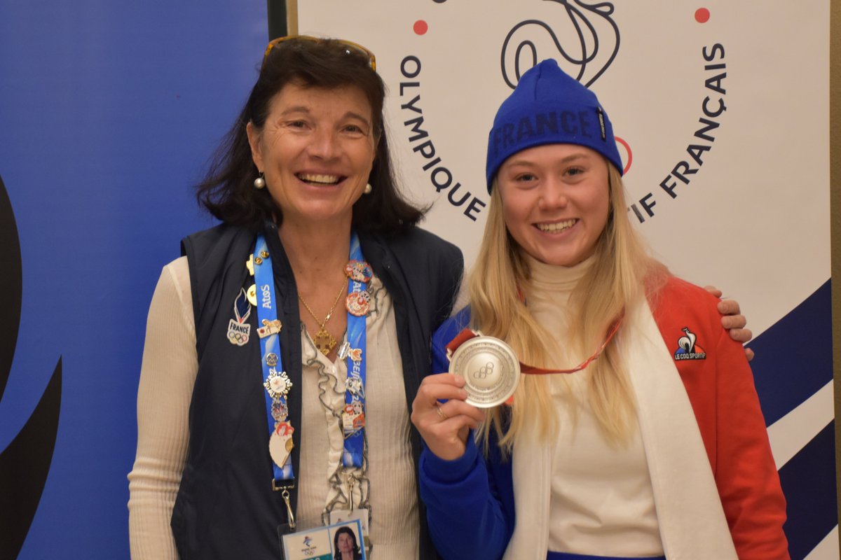 FranceOlympique's tweet image. "Bravo Tess ! Les exploits de nos championnes et champions inspirent tous les Français. Je pense à nos présidents de clubs, nos bénévoles qui trouvent en vos performances olympiques une belle source de motivation. Merci à toi, merci à tous !" @AnneGrevy, présidente @FedFranceSki.