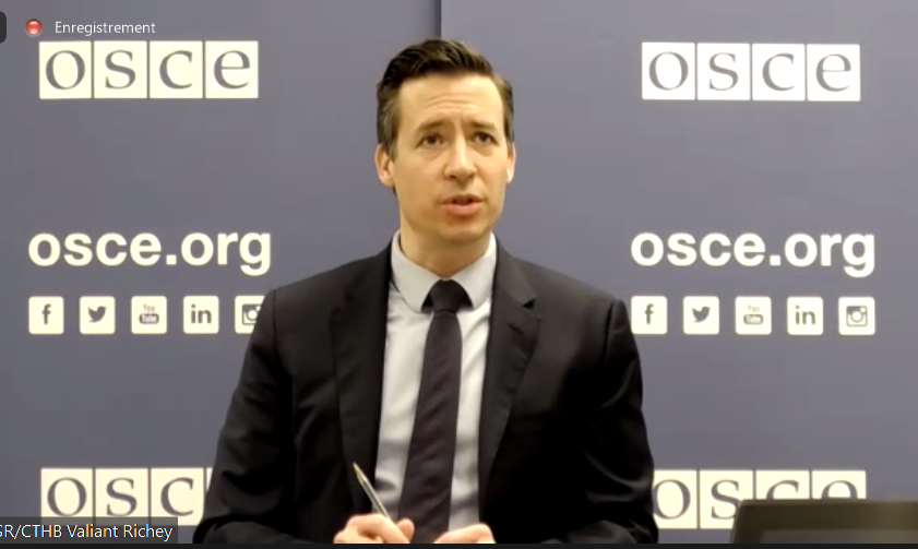 osce_cthb's tweet photo. "States need to adopt new laws and policies to ensure #Internet becomes a safe space and not a haven for #traffickers and perpetrators; the current system is broken" @OSCE #SRValRichey at the launch of 'Policy Responses to Technology-Facilitated Trafficking in Human Beings.' https://t.co/uWfAFGZVZs