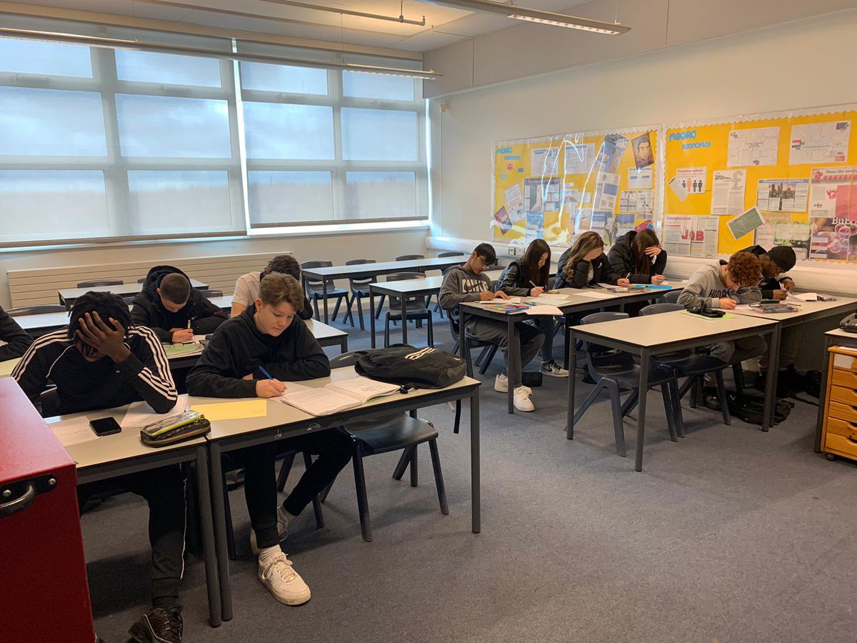EastBarnetSch's tweet photo. Super proud of our hardworking students and dedicated staff at the half term revision sessions this week! #iwanttolearn https://t.co/ts0zu8VvRi