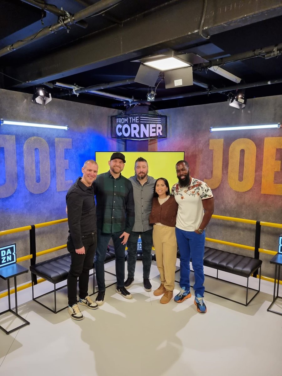 Peety_Editor's tweet photo. Bringing the band back together myself @AdamCatterall @danhardymma had a ball this morning with @davidalorka and @SwarzyMacaly shooting #FromTheCorner breaking down #KhanBrook #MunguiaBullard and reviewing #JacobsRyder 👊🏽 https://t.co/soAqAcem8N