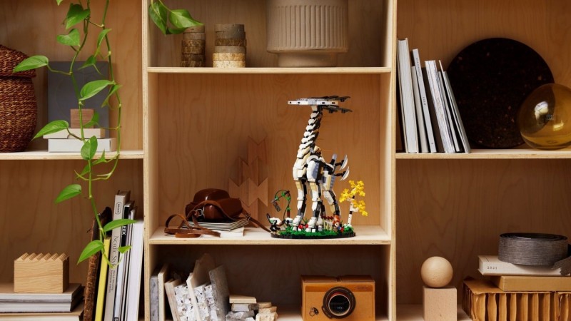 gameinformer's tweet image. A Horizon Forbidden West Lego Set was announced today, and it includes some impressively detailed robo-dinosaurs: buff.ly/3GQG1fH