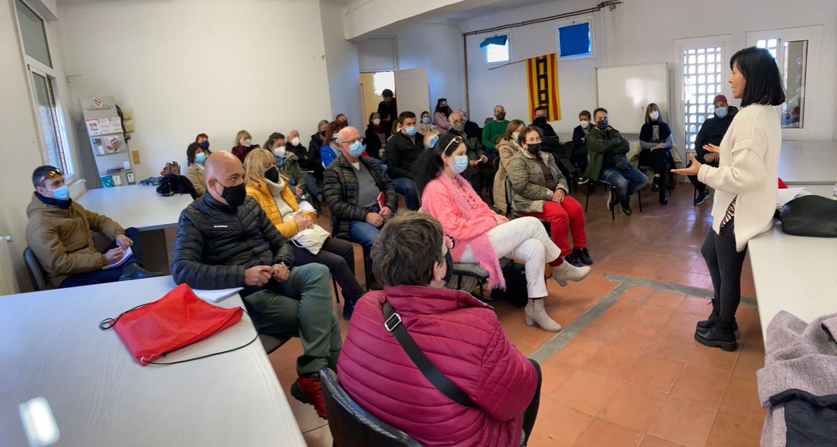 belenlopezCCOO's tweet photo. Assemblea a #Figueres explicant els canvis que suposa la Reforma Laboral i buscant estratègies i resolent dubtes per la seva aplicació. #ORGULLCCCOO  @ccoogirona @ccoocatalunya https://t.co/2Epge6O6jH