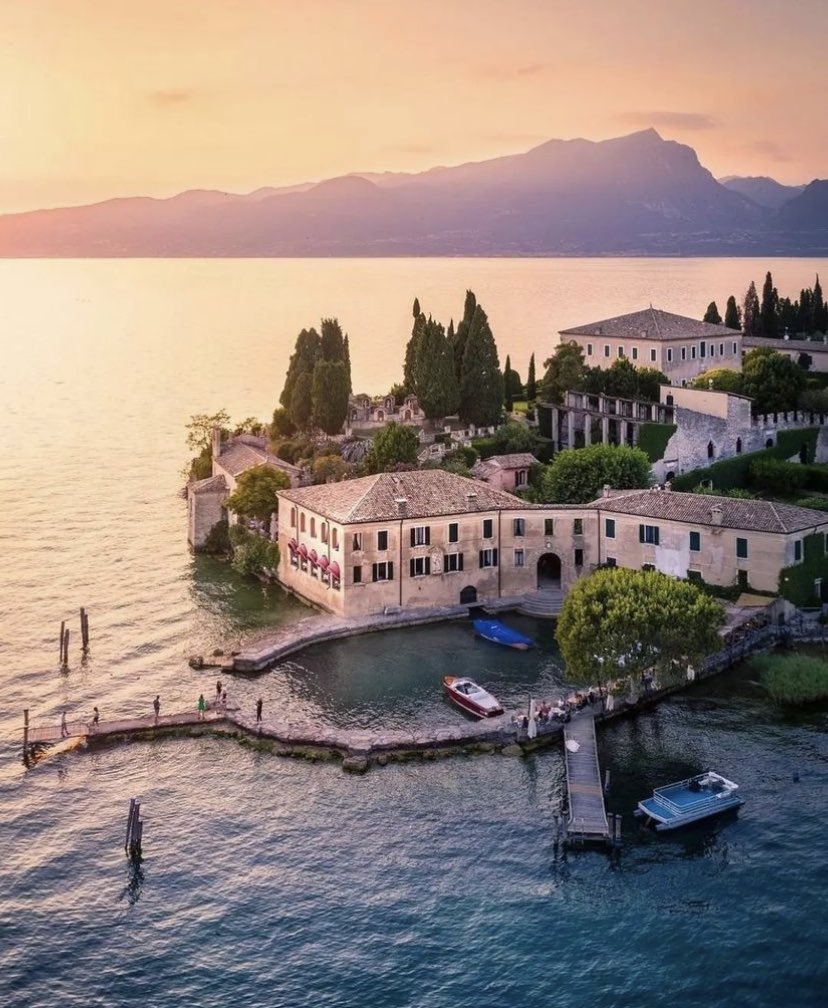 W0rld2026's tweet photo. Lake garda, Italy https://t.co/X6jgoAptrp