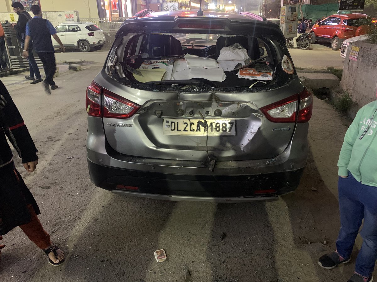 puneet0502's tweet photo. Thank you @noida_authority @CeoNoida for inability in handling stray cattle issue in Noida; my toddlers had a horrific experience when 2 bulls fought at Sector 104 market side lane destructing the car; had this been from sides or fronts we could have had life loss; God is kind https://t.co/6uWY5hrEyR