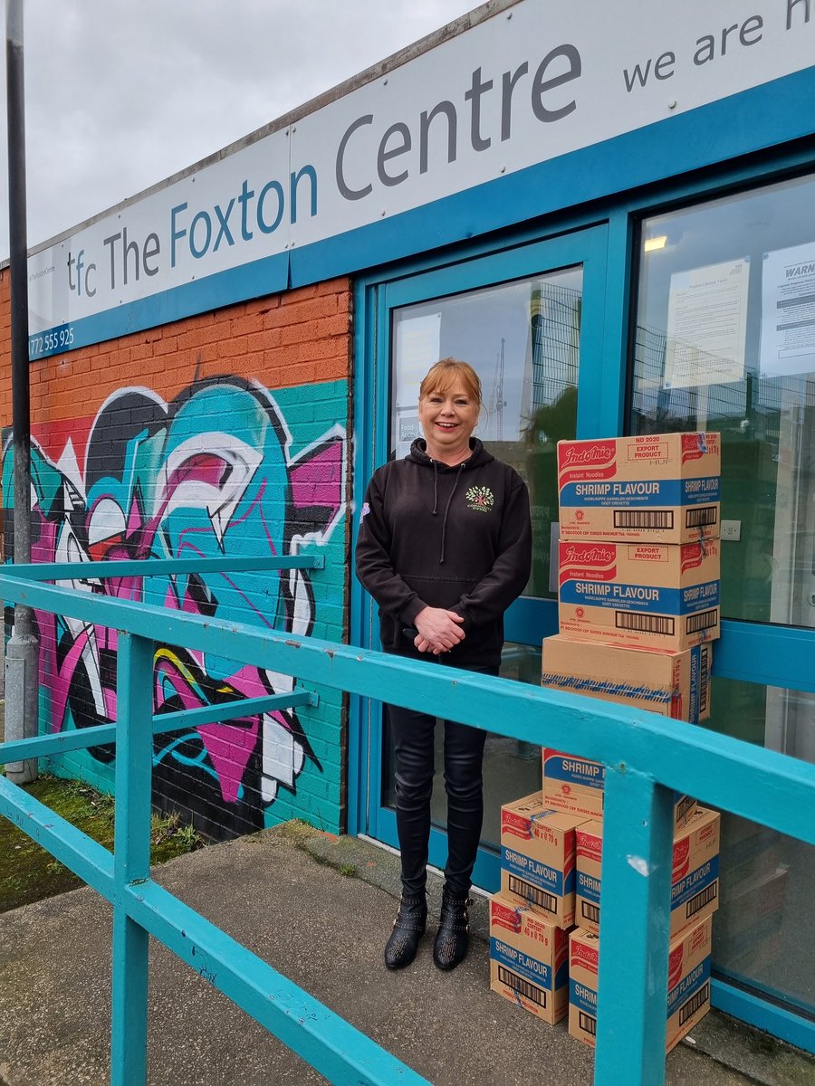 CicOwned's tweet photo. A donation of dried noodles made to @TheFoxtonCentre today to help them with the work supporting the homeless community 😀 

We still have lots of noodles for nominated charities and community groups who are providing foos support 👏 
Contact help@hereforhumanity.org.uk https://t.co/kyP2QWpQuG