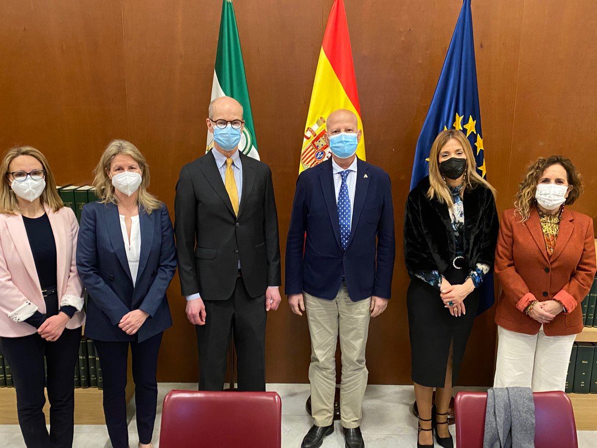 iborganization's tweet photo. “It’s very impressive to see the work in Andalucia where under the leadership of the Regional Minister of Education, we have been able to broaden the access to an IB education”. - @Heino1Olli 

@educaand @javierimbroda @AbadiaOlaia https://t.co/kvey8x1YXn
