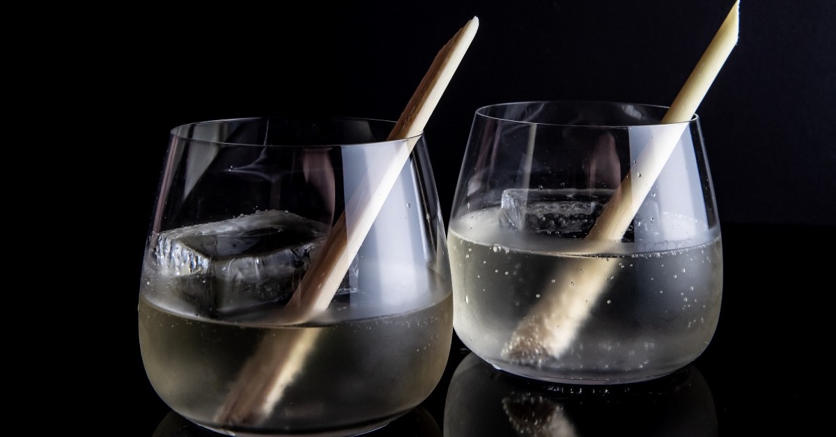 pigtailcocktail's tweet photo. A toast to good company, great drinks and an unmatched ambience steps below @jaleo #JaleoCHI. Book now: https://t.co/ETff0blMgM https://t.co/dkwhpUsdnv
