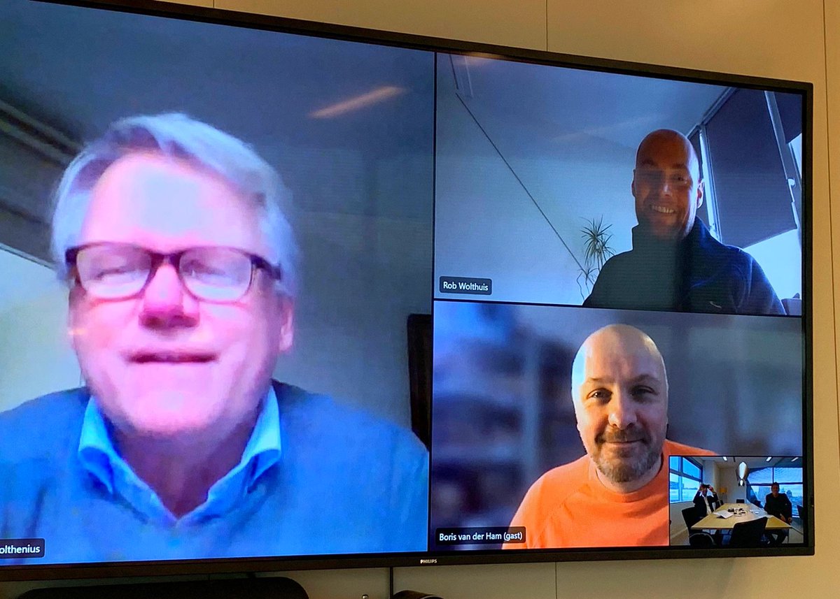 Hernieuwde kennismaking met oude bekende: Boris van der Ham, nieuwe voorzitter van de Nederlandse Vereniging van Bioscopen en Filmtheaters (NVBF). 
📽️Sector die straks gelukkig weer zonder beperkingen open kan. 
Welkom bij de club <a href="/BorisHam/">Boris van der Ham</a> en Gulian Nolthenius!
#OndernemenvoorNL