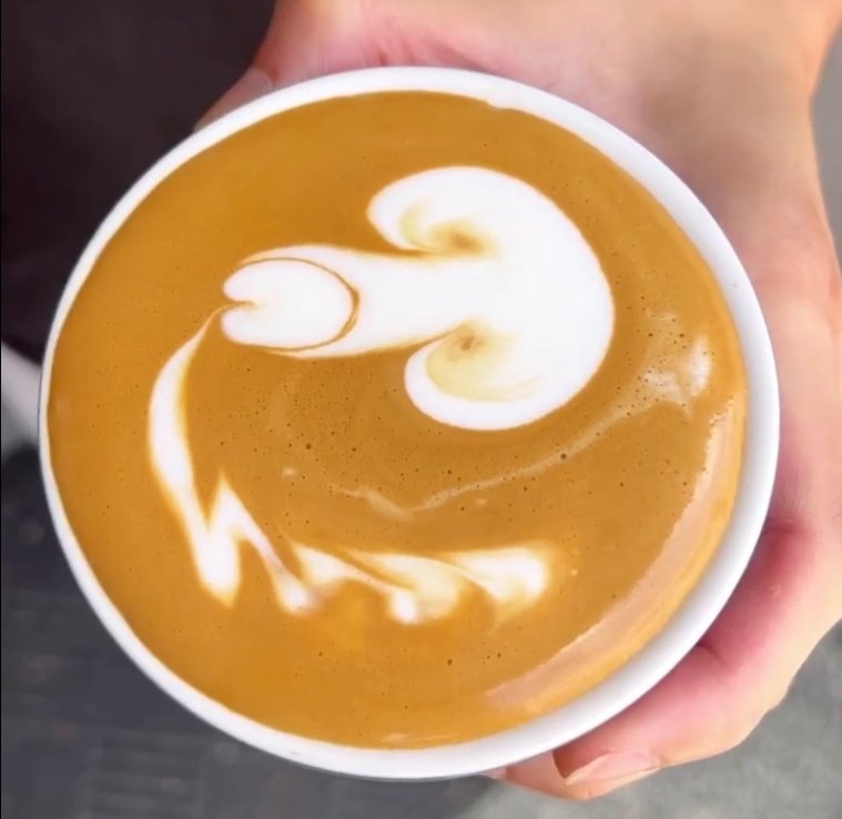 FLpbGbmXEAQwcMp?format=jpg&name=900x900