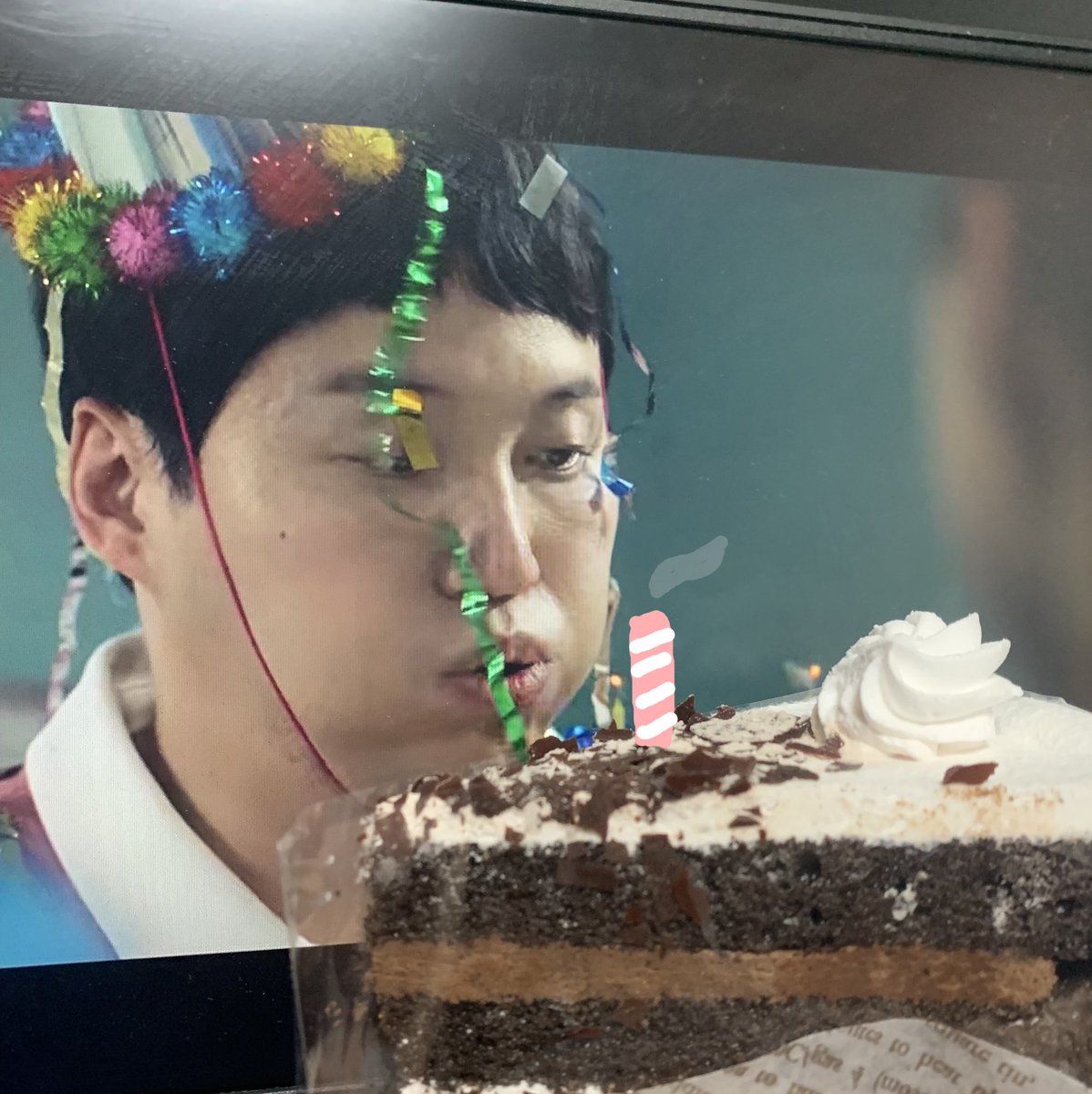 #김대명_생일축하해  #HAPPY_DAEMYEUNG_DAY

사진 재탕하기.. 김댐 생일축하해 !!!!