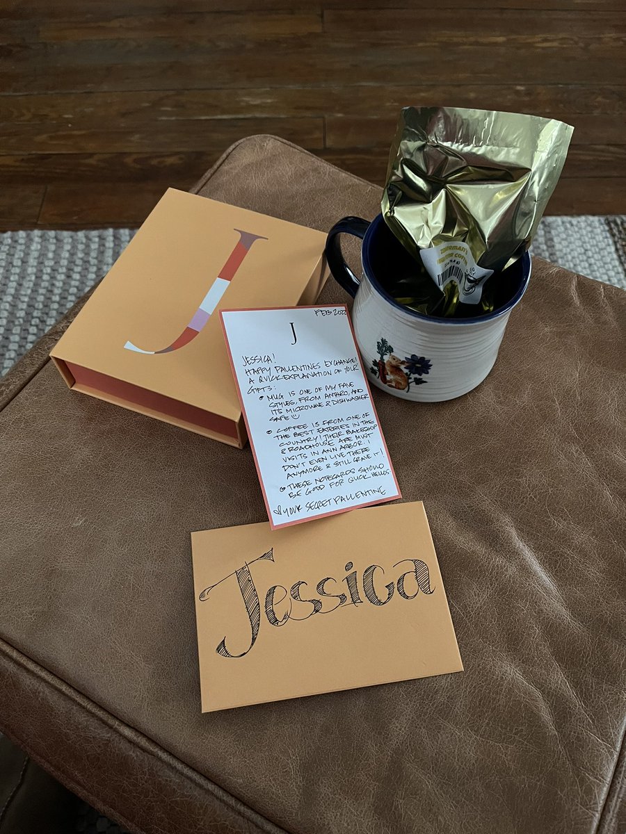 JessMcFarlinMD's tweet photo. What a lovely #pallentine day gift. And the perfect way to end #hapc22. Thanks secret #palliativecare friend. I love notecards and coffee !!! https://t.co/4cqwPYxg5W