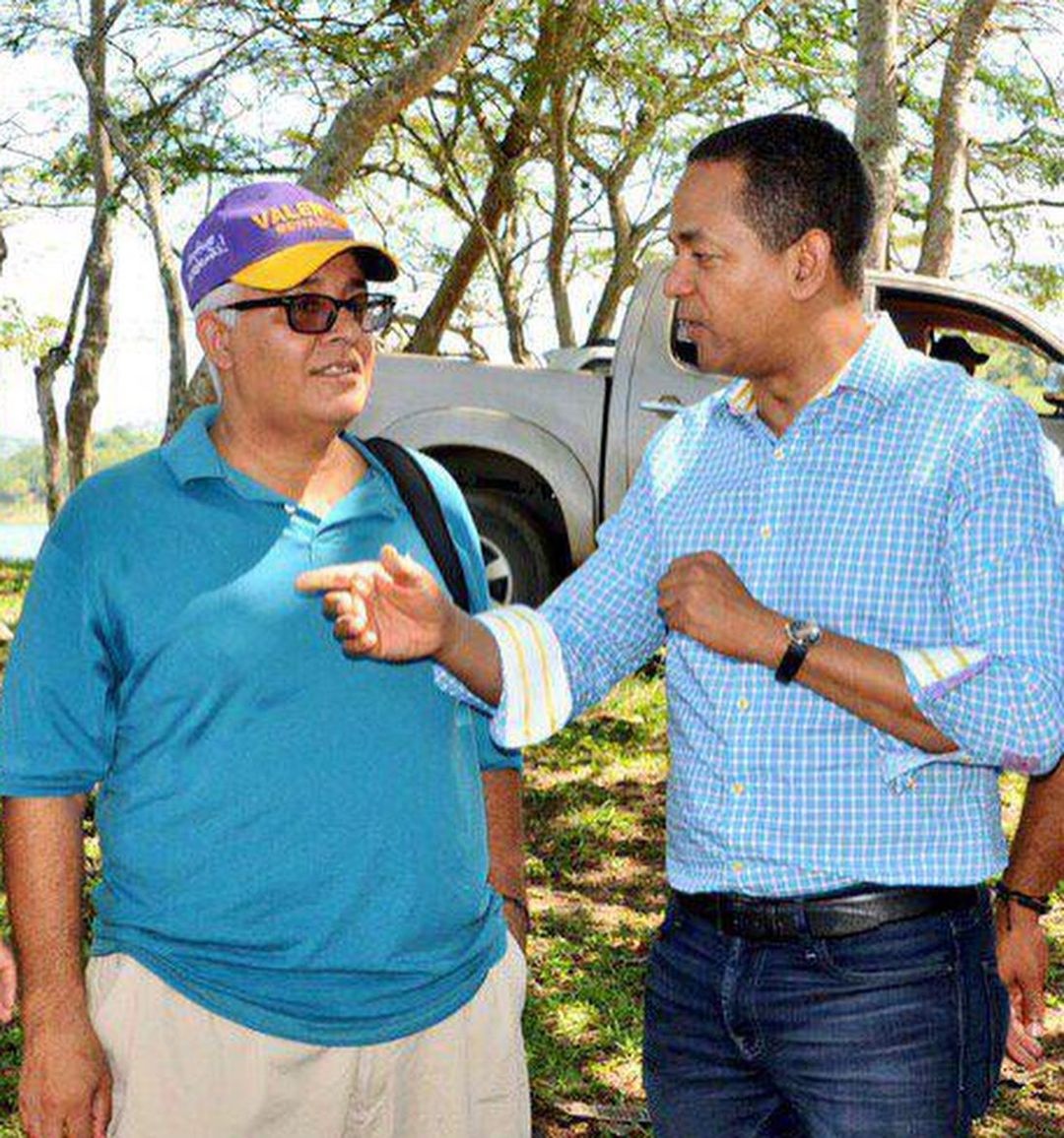 JCesarValentin's tweet photo. Qué dolor tan grande saber de tu inesperada muerte compañero Agustín Báez (Can). Un amigo del alma, compañero ejemplar, luchador social incansable, activista ambiental, magisterial y organizador formidable.
Descansa en paz comandante, compañero de causas y fatigas. https://t.co/Zhc1oSf9vU