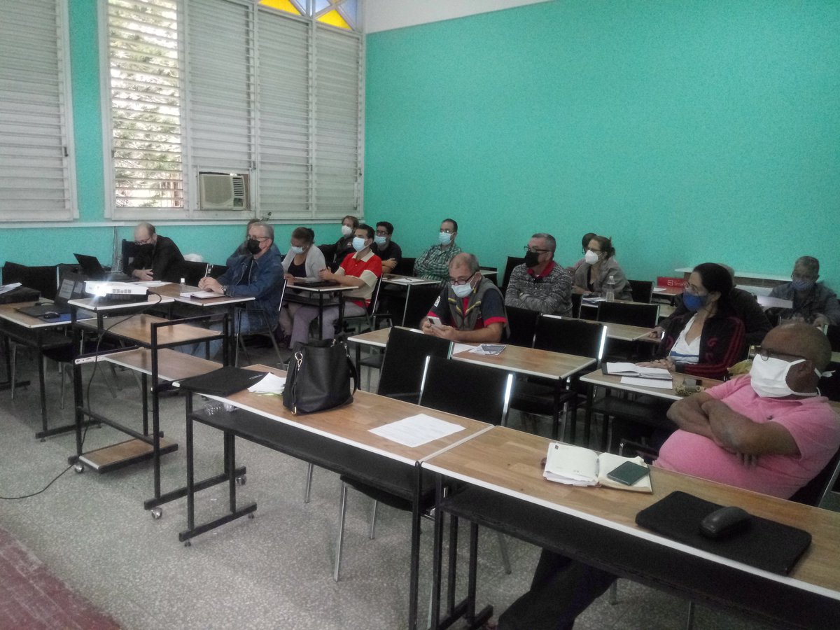 Inicia <a href="/SICTESA/">SICTE S.A.</a> por la <a href="/facultaddecons1/">@facultaddeconstrucciones-uclv</a> intercambio con profesores e investigadores sobre resultados del #2021 y potencialidades para incrementar la transferencia de conocimientos en el #2022. #ConectamosCienciaYEconomía <a href="/lbolivera73/">Luis A. Barranco Olivera</a> <a href="/ernestopg71/">ernestopg71</a>