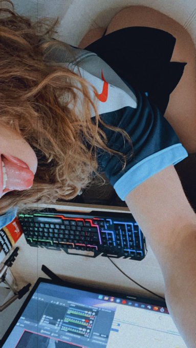 Let&rsquo;s talk in @chaturbate https://t.co/IZLd0tzkUs<a class="tags" href="/tag/chaturbate">@chaturbate</a>