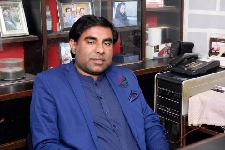 AsadTagar7's tweet photo. Feroze Jamali President PPP DisttNf attended the Tea Party by Ali Akbar Badshah Lakhair Record &amp; Event Secretary PPP City NF at Badshah Studio N/F.
Along with Ghazanfar Ali Rajper President PYO DisttNf, Kamran Ali Tagar GS PSF DisttNf 

#PresidentPPpDisttNF 
#SmtPppDisttNf https://t.co/pHVd6rxTV9