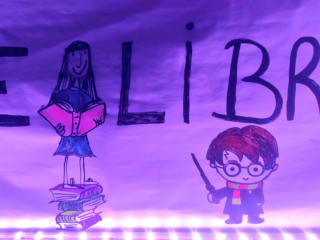 stmungo_library's tweet image. "-Miss, what will you do during the February break?
-Well, well, well..."

Special thanks to @LibraryatEA for this fab idea😜
#Newbooks #newdisplay #chalkmarkers♥️