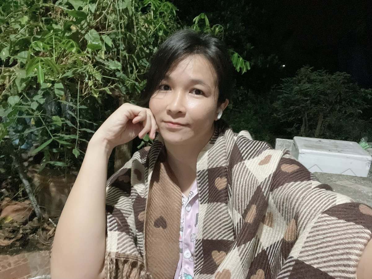 monthapea tweet picture