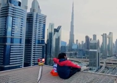fainat_sparks's tweet photo. How can we forgot this??
Short, simple yet The most iconic scene!! I want Doraemon's time machine to go back in that time and click lots of photos of this scene.! Fainat sitting so close mashallah! The purety of #fainat >>>
@Mr_Faisal_S07
@jannat_zubair29 1 YEAR OF CARROM KI RANI https://t.co/XRy98JJI9E