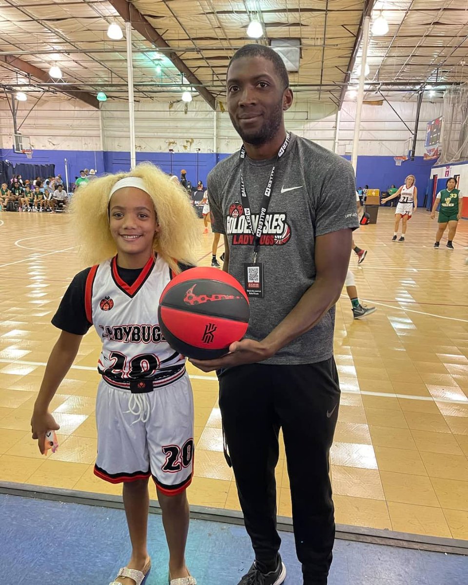 CoachErWilliams's tweet photo. Foot on the gas. #rideout

#startemyoung
#ladybugbasketball #blackrolemodels #brunswickga #glynncounty #goldenisles #girlsbasketball #ladybugbasketball #womensbasketball #summer2021 #winningmentality #roadtosuccess #nevereasy #chapter2 #wintheday #rookiecoach
#famyvibe https://t.co/kbQpmgVY8q