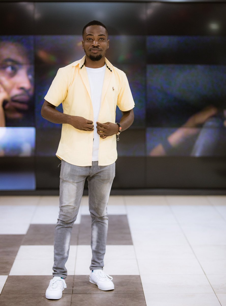 EdwardAsare's tweet image. My little brother is fine 💫 

@BennyAsare_