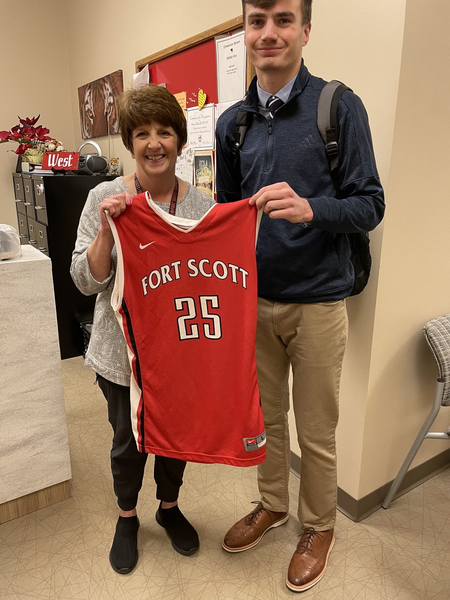 Fort Scott HS Boys Basketball tweet media