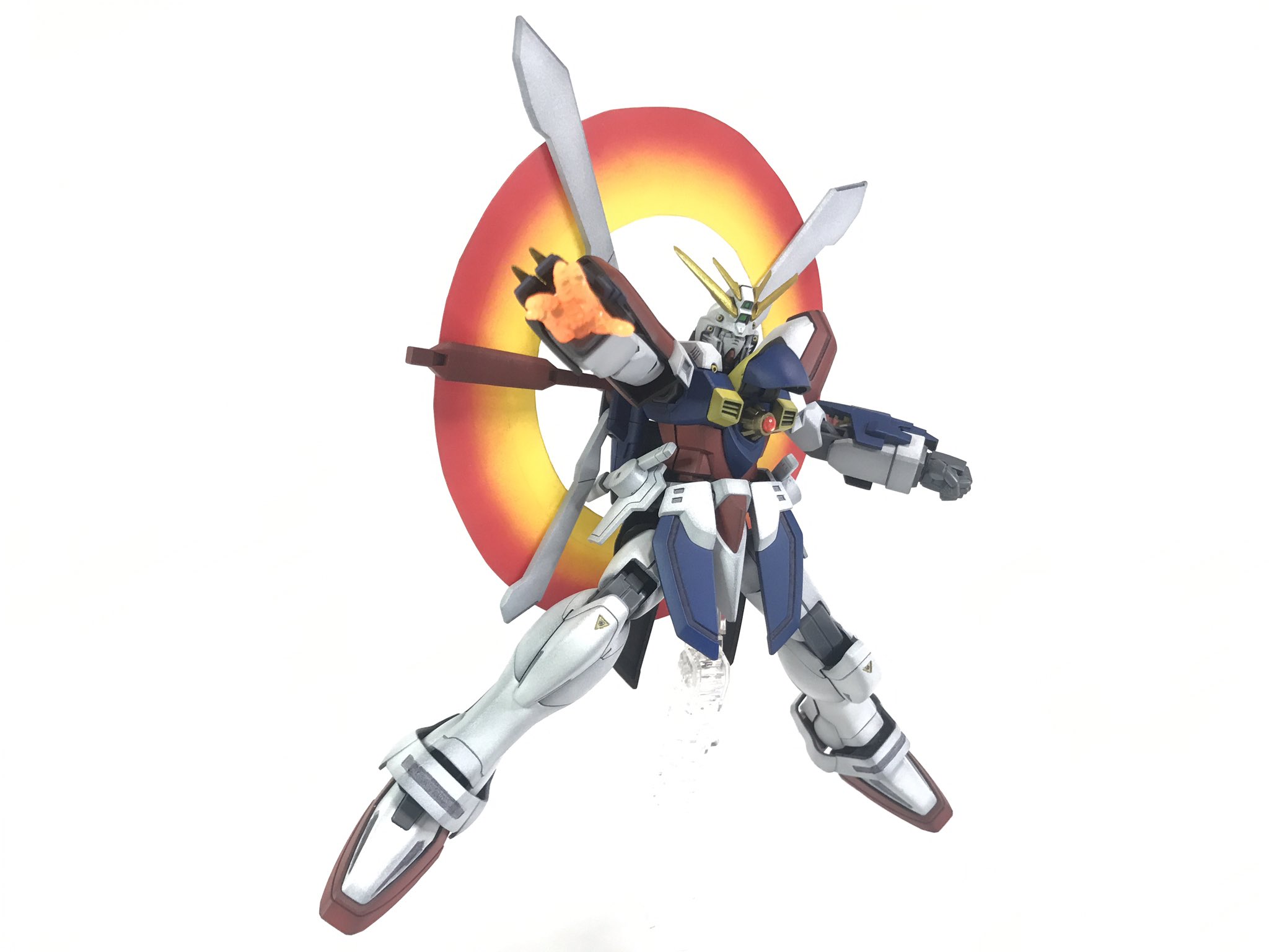 ネスプラ Hgfcゴッドガンダム 完成 発売当時購入していたゴッドガンダムがありましたのでエフェクトパーツ用として流用しました ガンプラ ゴッドガンダム ガンプラの画像貼るとrtされると聞いて ガンプラは自由だ T Co Mmgustimg4 Twitter