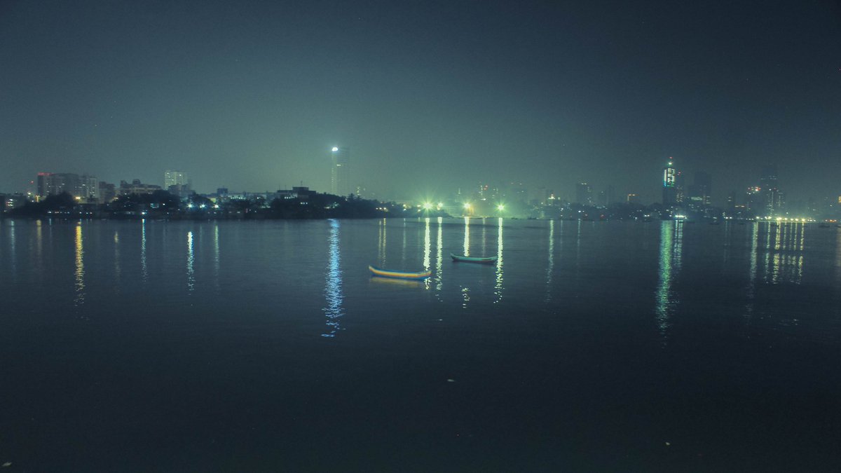 TakshShikari's tweet photo. Waves of midnight https://t.co/MipiOfIg49