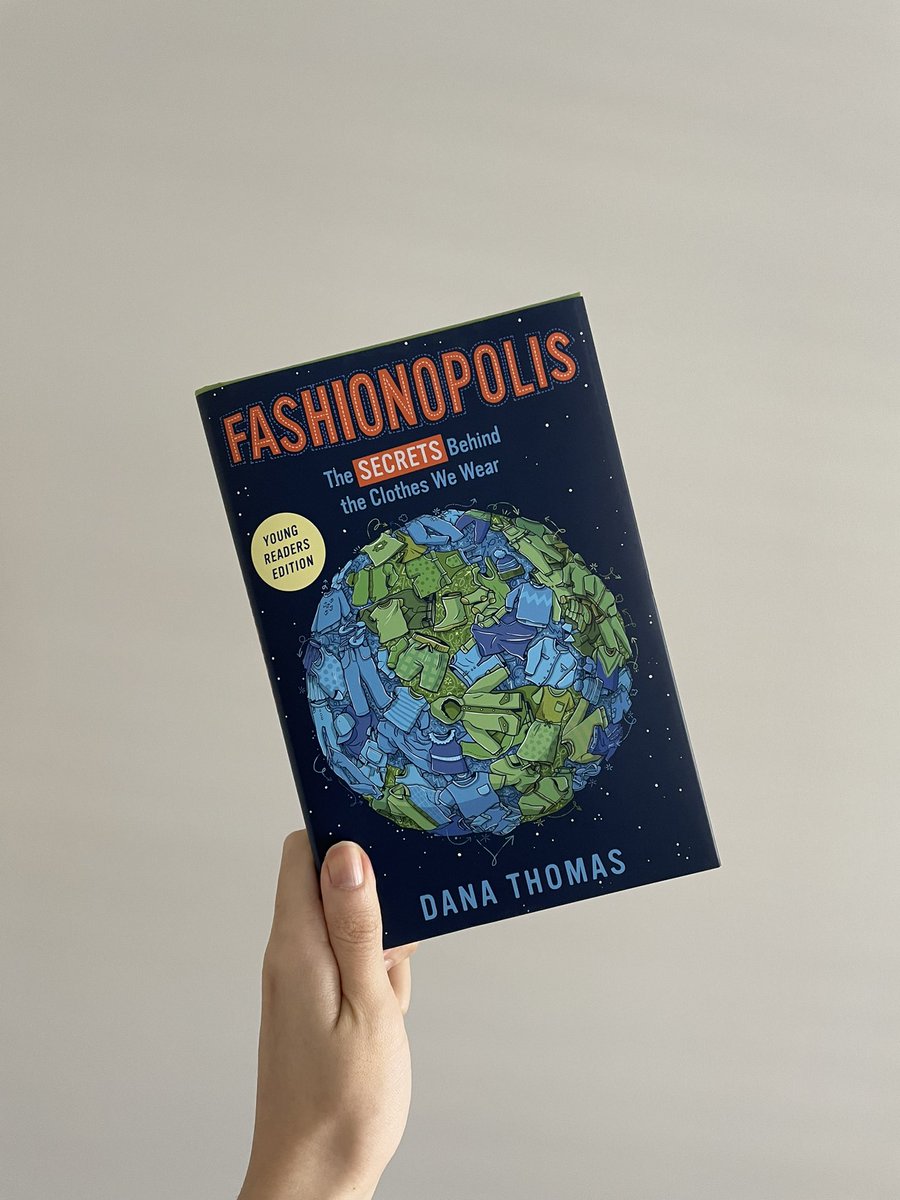 Happy pub day to FASHIONOPOLIS, the young readers edition! Adapted brilliantly by @DanaThomasParis from her adult book. Booklist gave it a ⭐️ and called it an 'immensely compelling and critical guide.' penguinrandomhouse.com/books/667371/f…