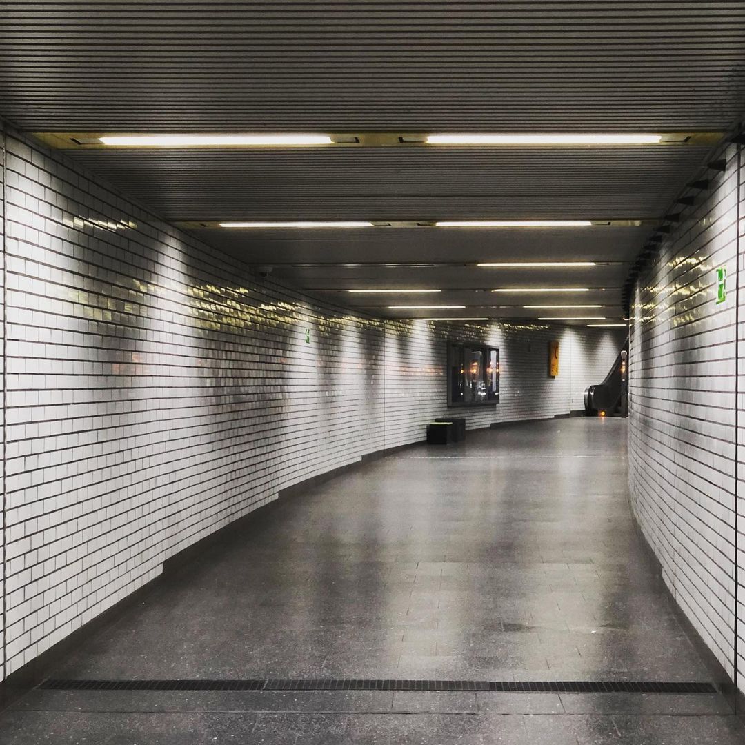 nielspaul's tweet photo. #Liminal Ruhrbahn
#liminalspace #liminalspaces #liminalreality https://t.co/p36HbEIXrV