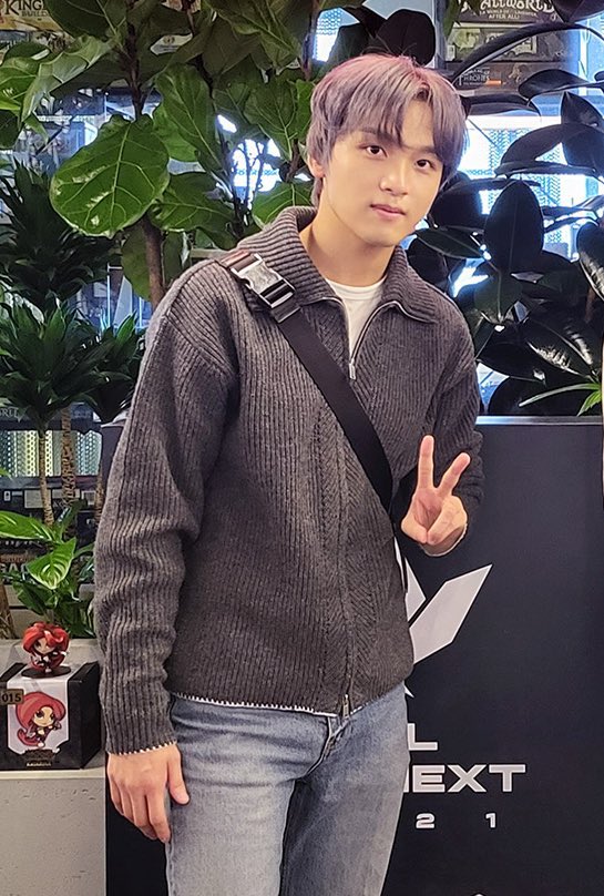 Haechan_Closet's tweet photo. 해찬 HAECHAN
마틴플랜 MARTIN PLAN
Stitched Knit Jumper
판매가 149,000원 ➡️ 119,200원
#해찬이의옷장 https://t.co/GwrqbYdDQO